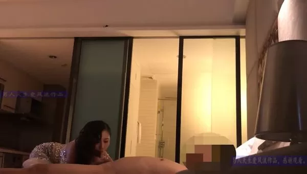 会所1000元搞的维吾尔族黑丝气质大胸美女操第一次太紧张不小心射了_让美女搞硬后继续干